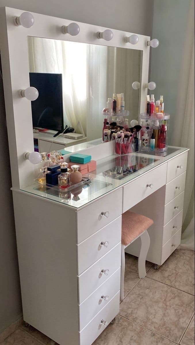 Makeup Vanity